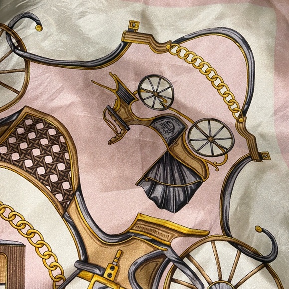 Victorian baby buggy Silk scarf horse and buggie - Picture 5 of 6